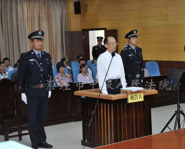 中纪委发布追逃追赃表情包，原来大老虎的发型多是秃瓢