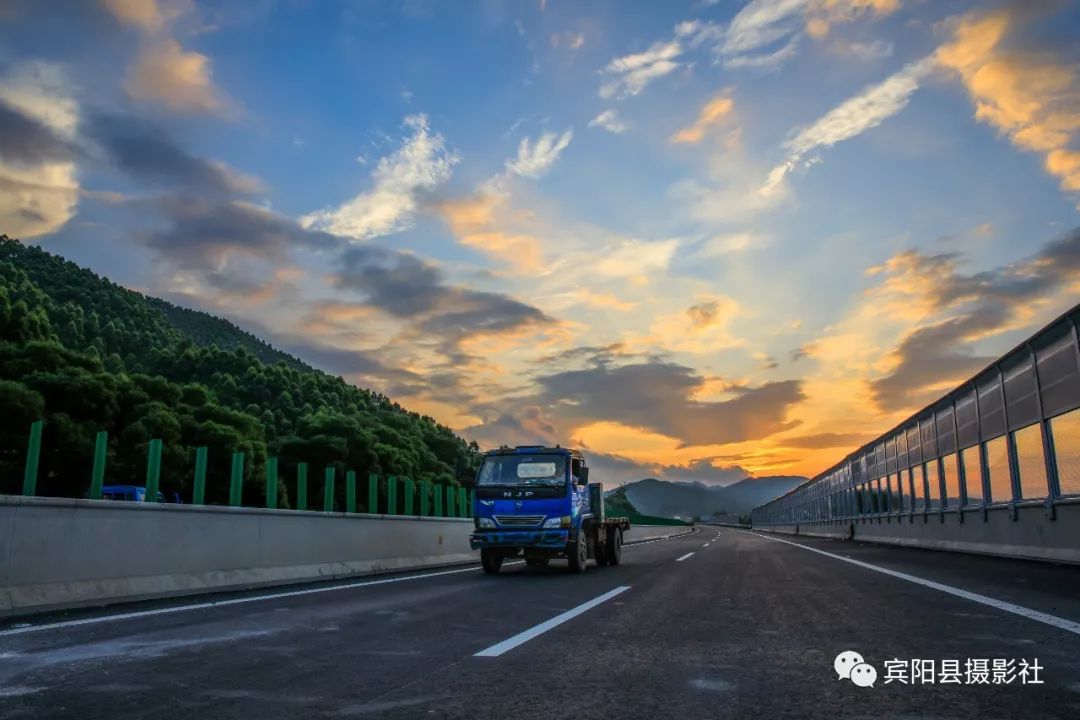 壮美:宾阳贵隆高速建设掠影