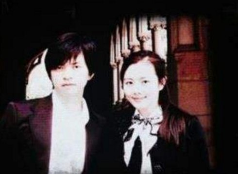 李健和妻子孟小蓓低调结婚多年,两人都是哈尔滨人,而且两家是世交