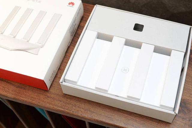 为路由WS5200四核版对决普联TL-WDR7660千