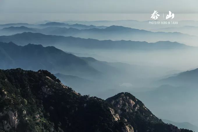 五岳之尊的泰山,云海奇峰是你!日出日落也是你!