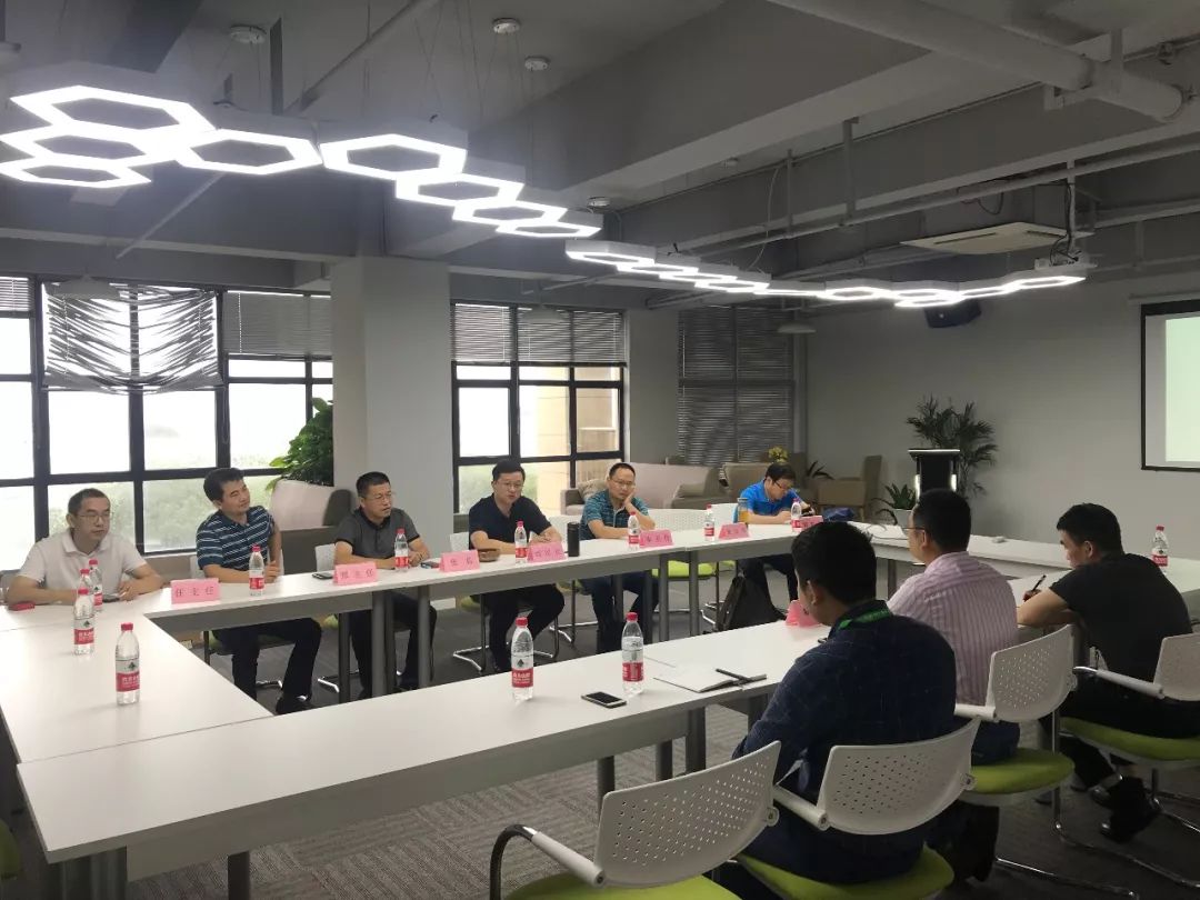 九江市柴桑区副区长刘名寿带领区相关部门莅临杰博人力调研