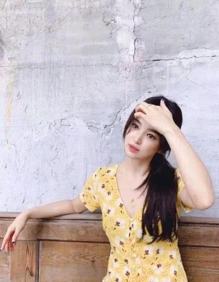 怎么才可以美得出众 1906a17576374518a547de54a85fb56d.jpeg