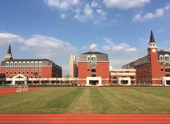 上海外国语排名_上海外国语大学(2)