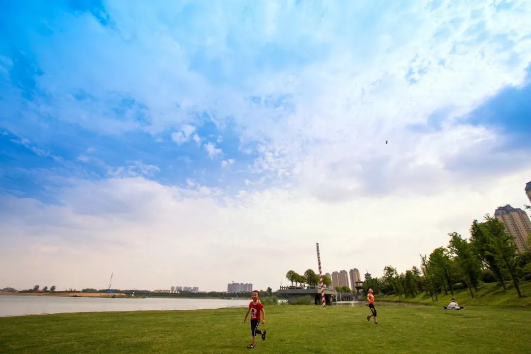 颍上滨河公园仲夏皖北最休闲浪漫之地