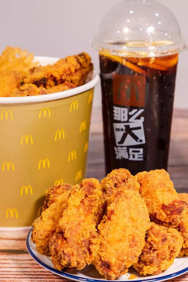麦当劳居然卖起了可乐鸡翅?再也不用忍受男朋友的黑暗料理