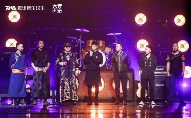 杭盖乐队助阵李克勤新专辑北京首唱会 同唱《我是你的大明星》(图1)