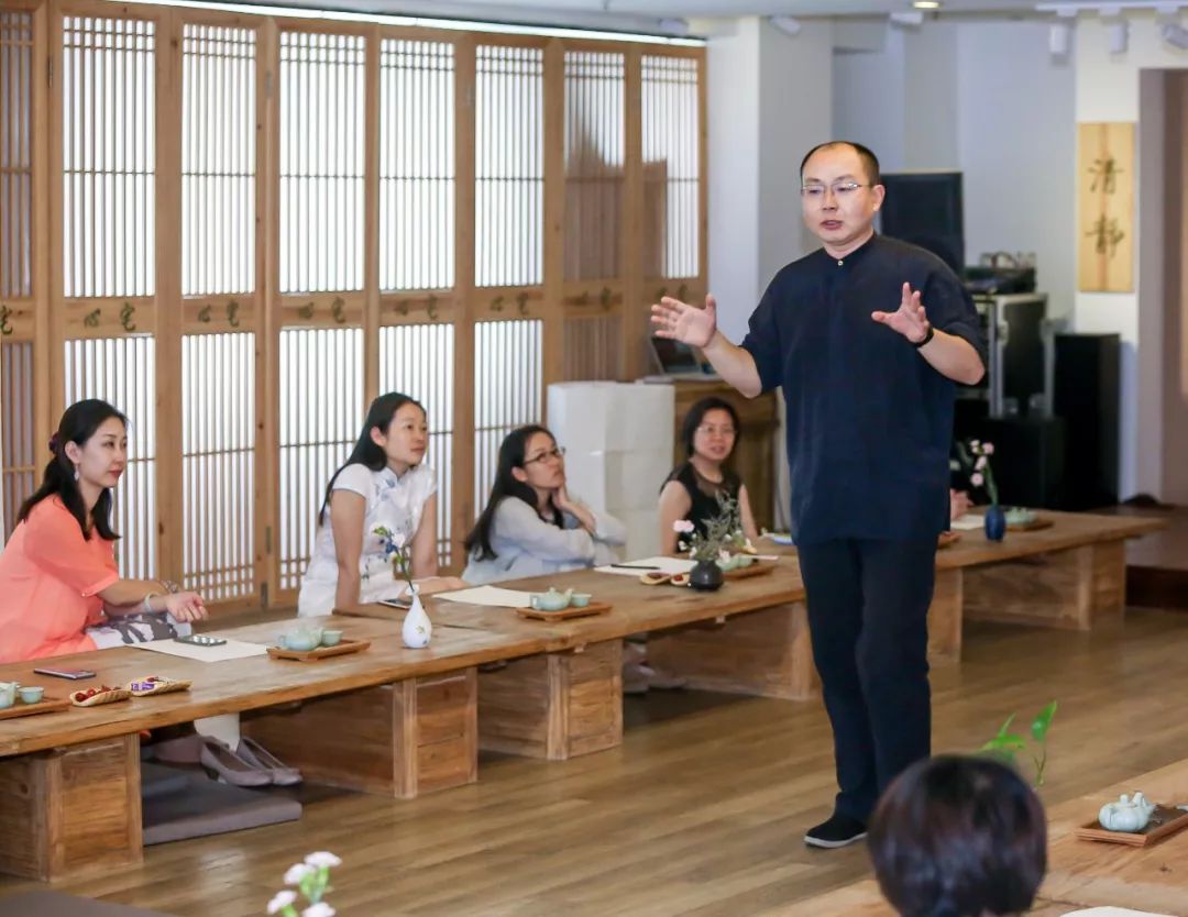 张成老师受邀九书院讲授精英女性专属成长课程太太之道