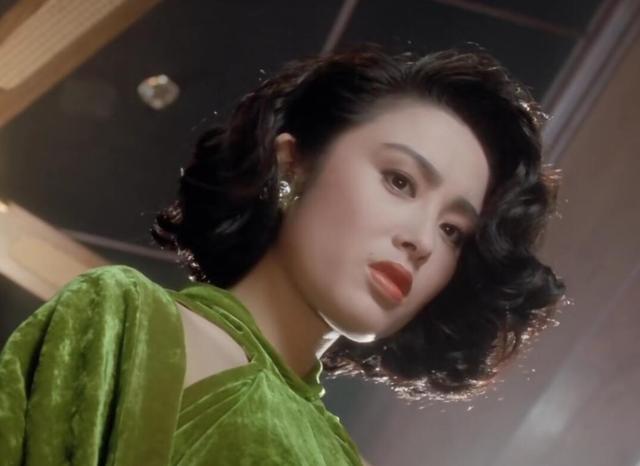 1989年,张敏凭借与张学友,周星驰,莫少聪合作喜剧电影《最佳女婿》