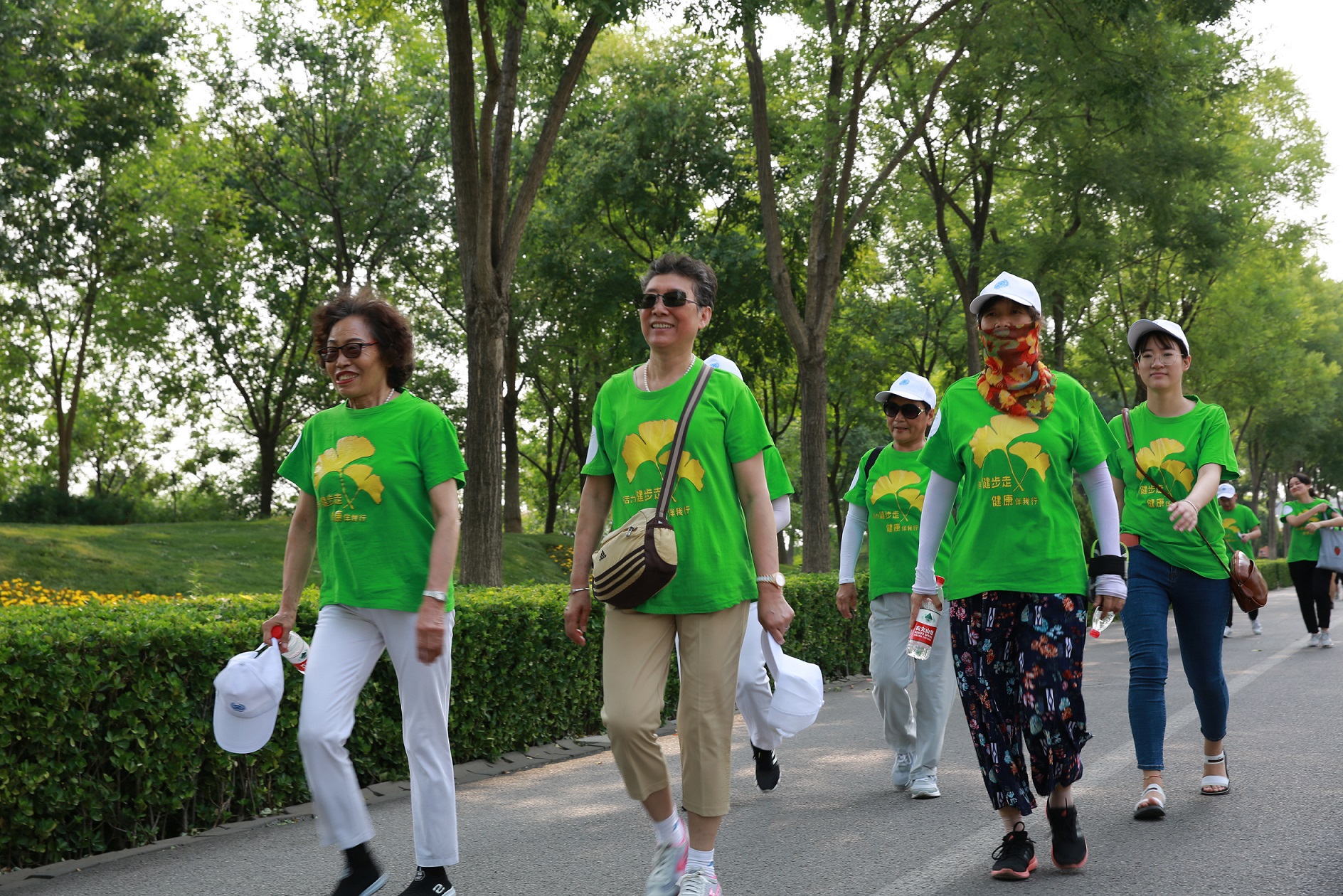 "活力健步走,健康伴我行"第13个国际癫痫关爱日全民健步走活动在京