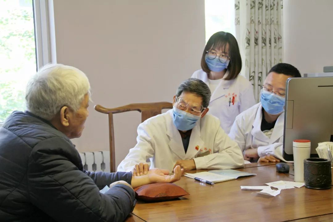 中国好医生麻柔大医博学厚德济民