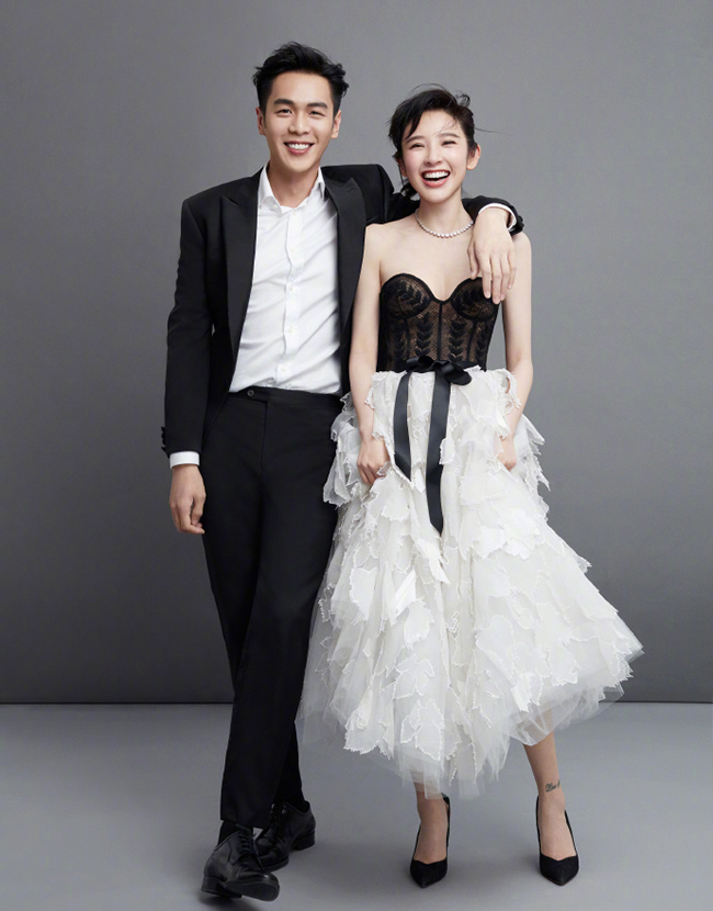 张若昀一见钟情唐艺昕图片