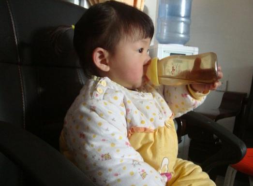                    家长谨记：孩子不满3岁，这3种食物不要喂，对生长发育没好处