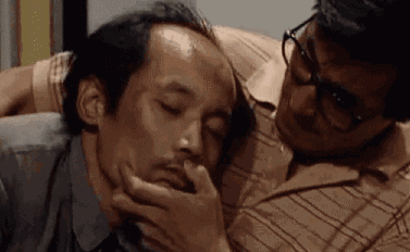                     宝宝癫痫发作，掐人中、强喂药、塞手指？别让错误做法害了娃