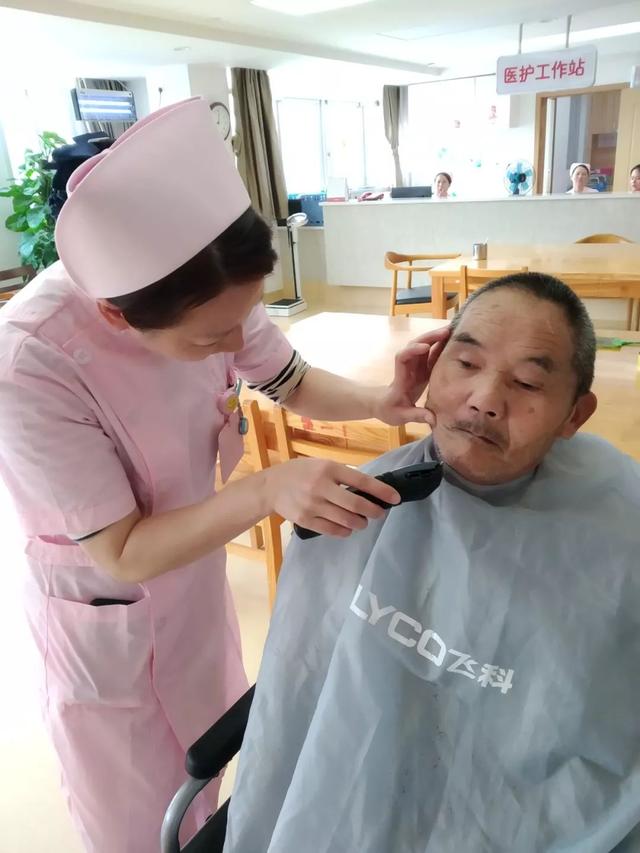 两件事,读懂一家养老院该不该去