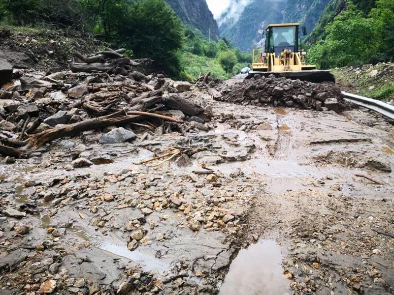 暴雨成灾!阿坝甘孜多地暴发泥石流,滑坡,紧急转移群众3600余人!