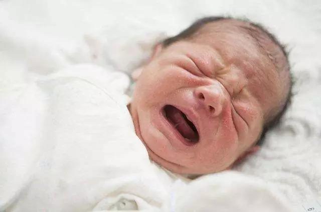                     轻松带娃不容易，新手宝妈育儿小妙招