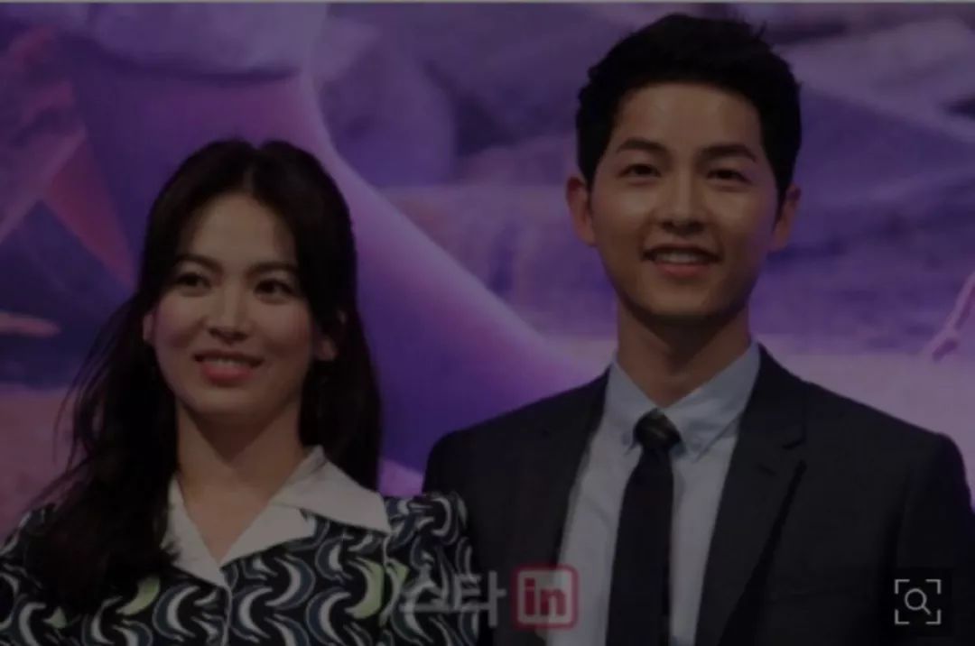 宋仲基宋慧乔离婚了，范冰冰和李晨变纯粹了，星巴克在英国赔钱了。