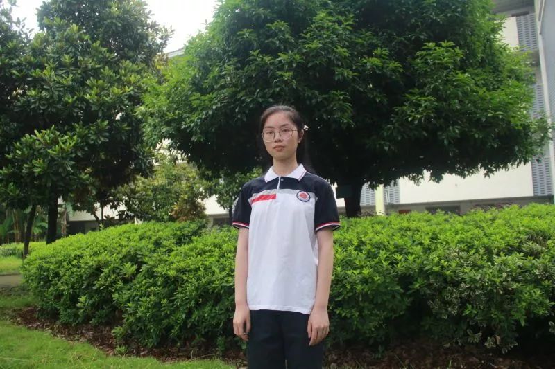 上饶这所中学太牛了,包揽全区榜首不说,还走出