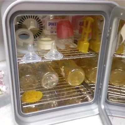                     父母们，别把幽门螺杆菌感染当消化不良