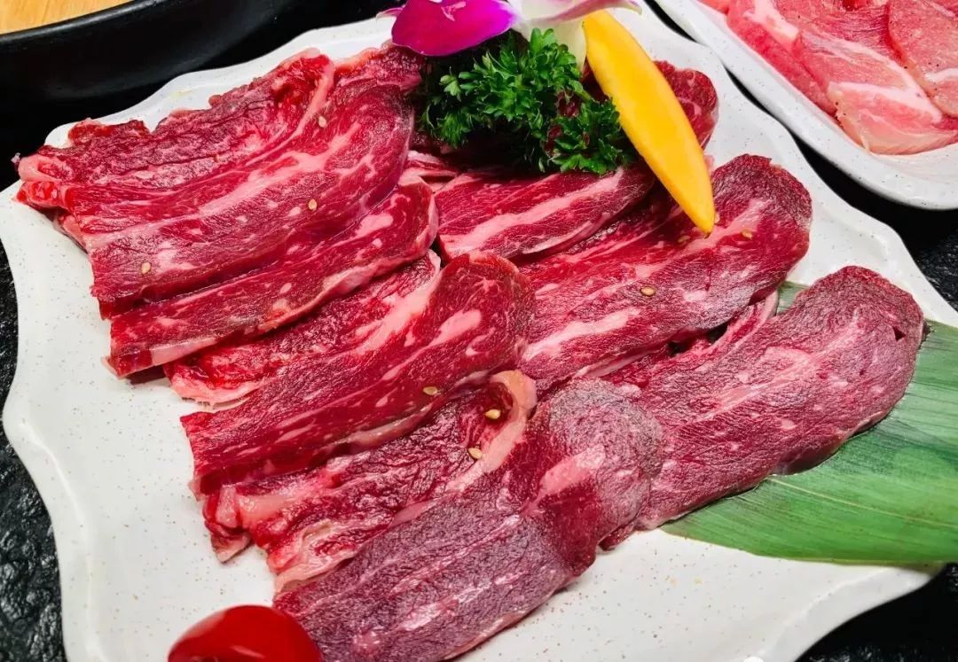 牛腹肉上的一块部位肉