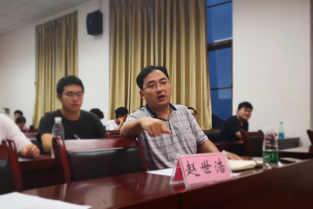 竞选答辩|服务学院学生,绽放自我光彩_赵世浩