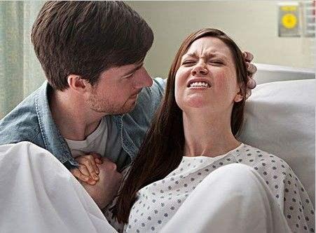 生娃时，产妇最怕医生说的三句话，其中一句产妇听了恨不得不生_两个产妇一个娃