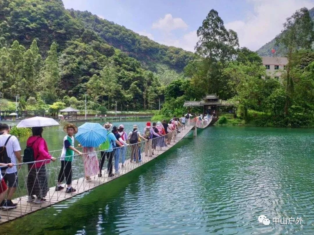 新线首发 6月30日肇庆紫云谷山泉水泳池畅泳避暑,最美星湖绿道环湖