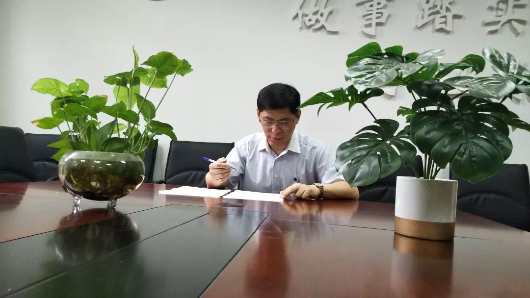 毕业寄语|"光阴四载真学识,星辰大海远征程"——崔亚辉院长
