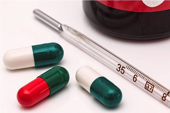                     央视曝光：这两种退烧药最好别再给宝宝用了！所有家长注意！