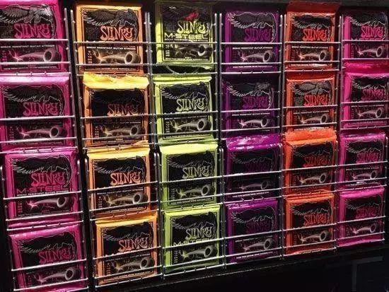 我们来特殊调弦吧,换一种感觉去弹吉他