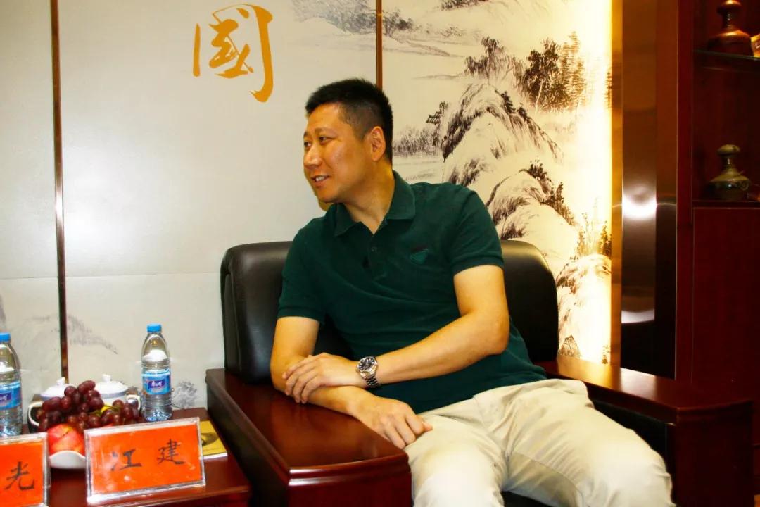 深度交流强化合作京东酒世界走进仰韶酒业