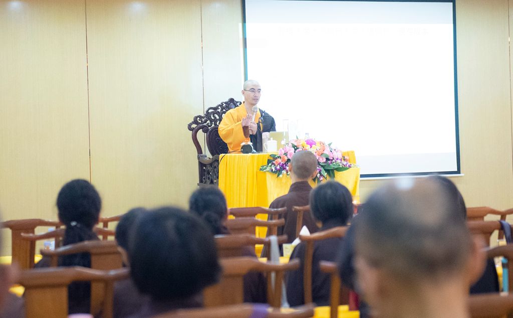 印慈法师如何面对人生中的不如意