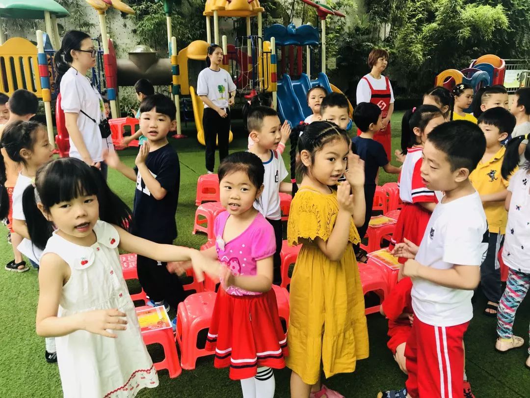 上浩幼儿园2019年春季学期散学典礼及暑假温馨提示