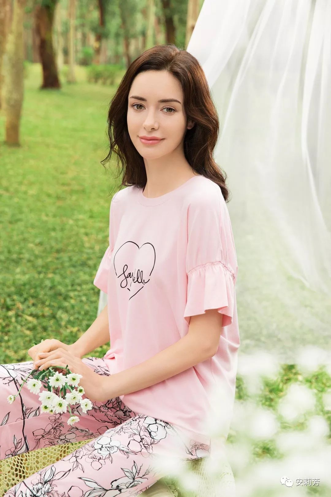 安莉芳会员狂欢购 我只想给你宠爱