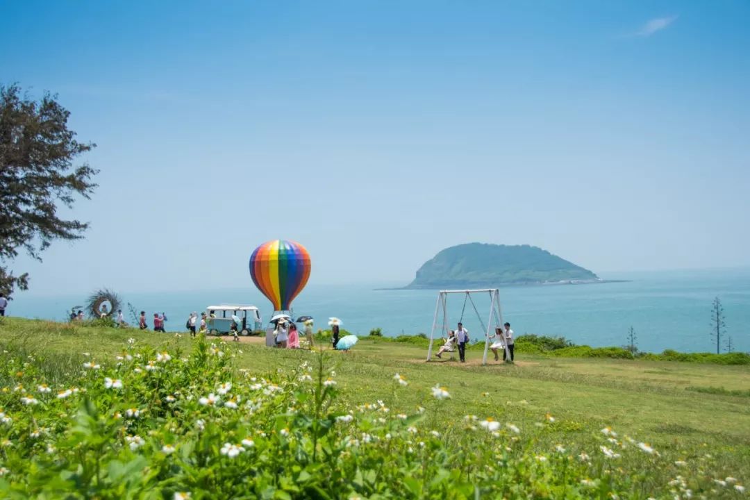 网红地点打卡,福建小垦丁-火山岛,小众秘境二日游,让你有与众不同的