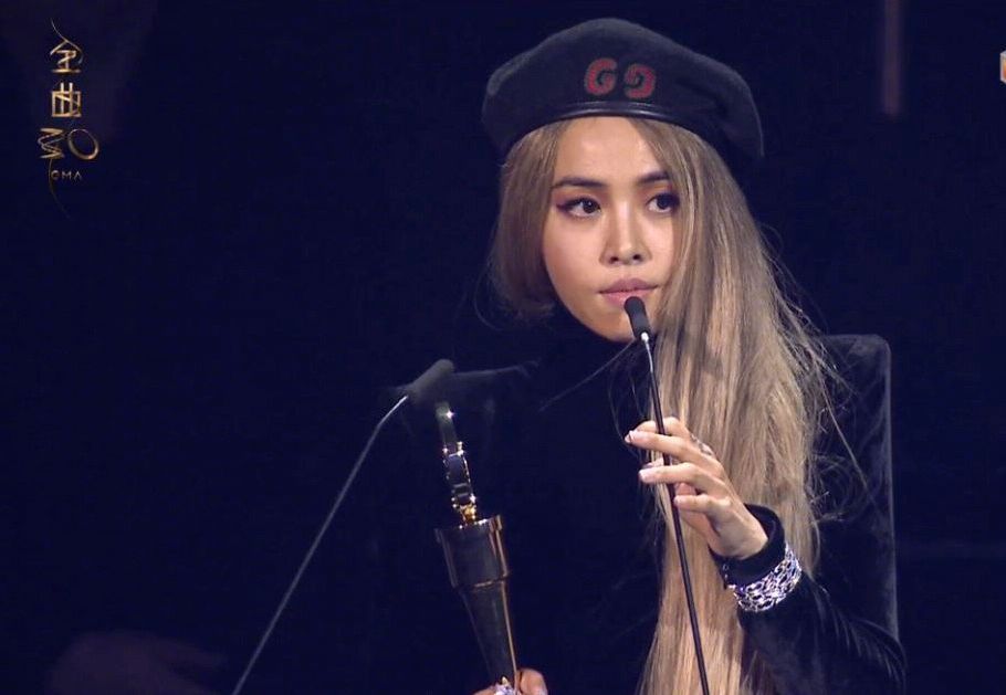 蔡依林《玫瑰少年》,了解歌曲背后的校园事故,获奖乃实至名归
