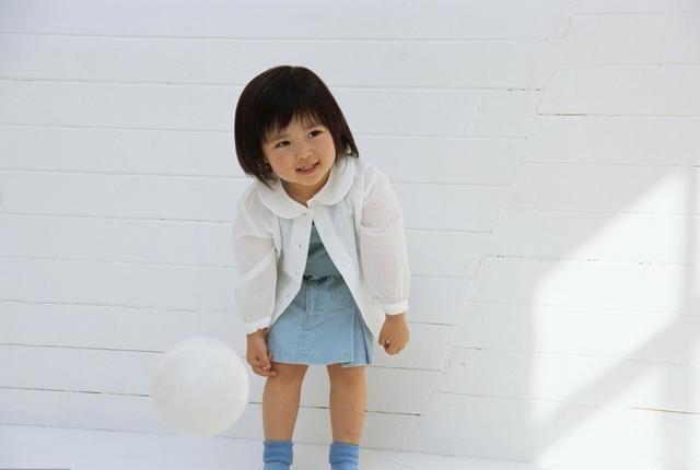                     新生儿出生100天内，3个地方尽量不碰，可能容易“伤”到宝宝