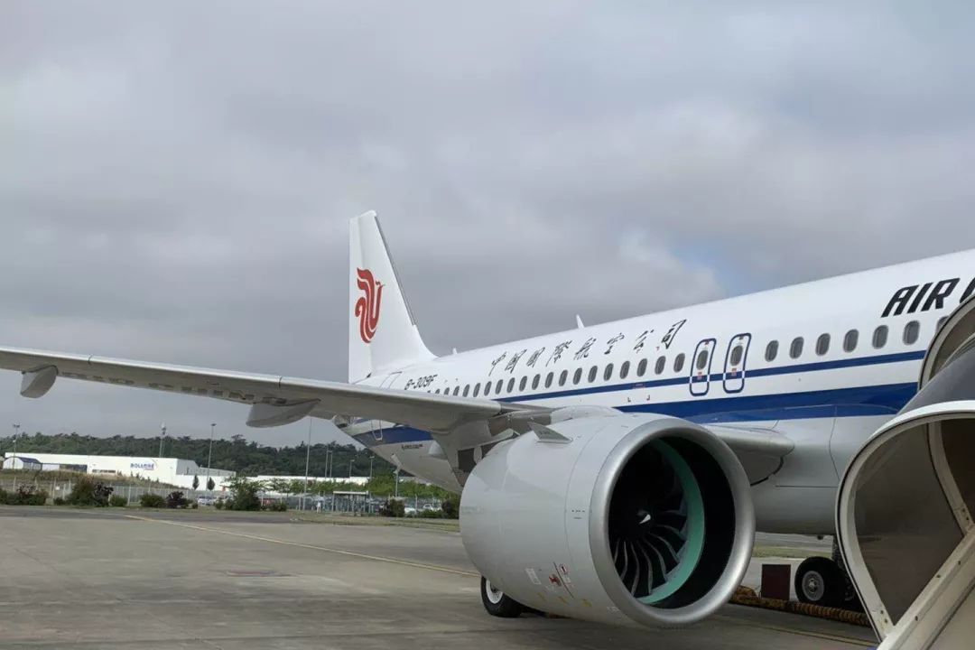 快讯| 国航浙江分公司第四架空客a320neo飞机来了!