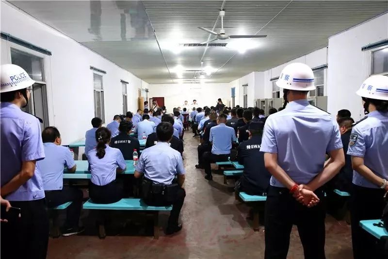 赣州人口音_赣州人图片