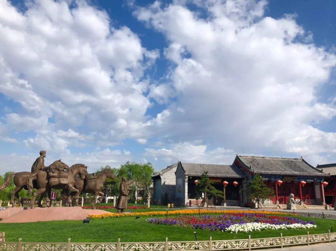 内蒙古除了美丽的大草原,凤凰传奇玲花、刘烨等众星都来这2个小众景点游玩 久久爱看免费观看