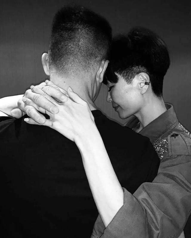 50岁TVB女神二婚老公出轨两次 如今结婚二十周年发文秀恩爱 m88明升官方网站