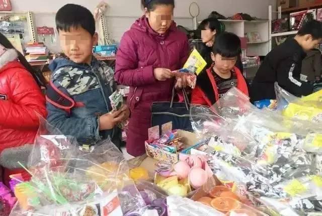                     夏季这3种带娃方式，毁了娃，6岁女童脾虚不长个，你还这样做？