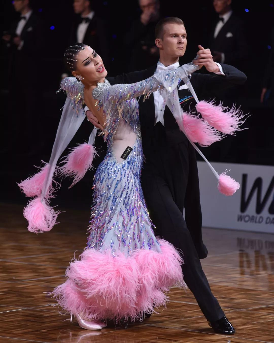 ▼ 2019年黑池舞蹈节职业组拉丁舞第十二 ▼ fedor isaev & anna zu
