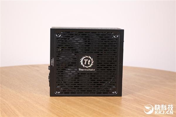 电源也玩RGB 曜越Toughpower Grand 650W电源图赏 网赌fg电子