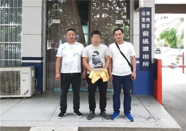邓州民警入户走访获线索 顺线追踪抓在逃嫌疑人 盈丰平台官方网站