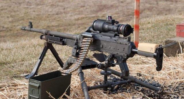 大机关枪 3c0fc4961f91439d9489c5897bdeffab.jpeg