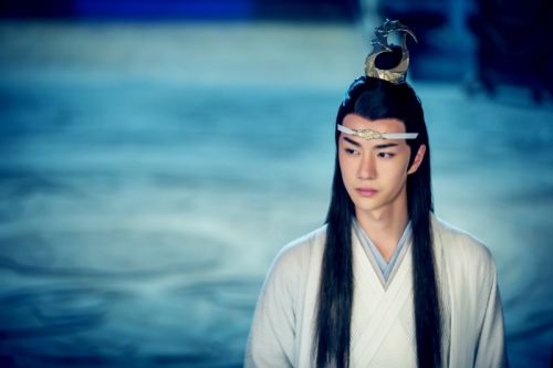 王一博《陈情令》还原蓝忘机花式出圈引热议_搜狐网