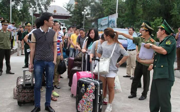 到越南的中国游客骤减,引起越南人不满,中国网友:还有脸埋怨 欧美播放器