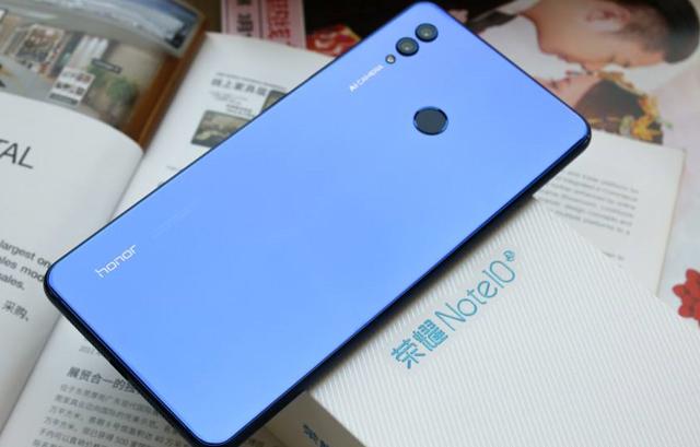 华为荣耀最具性价比的大屏手机,价格大跳水,现已跌至2000元 全球最大网赌正规平台